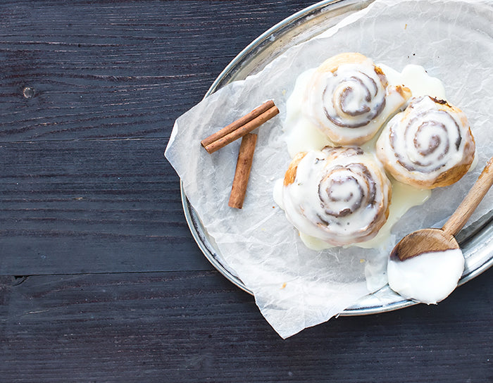Cinnamon Roll With Cream Cheese Frosting
